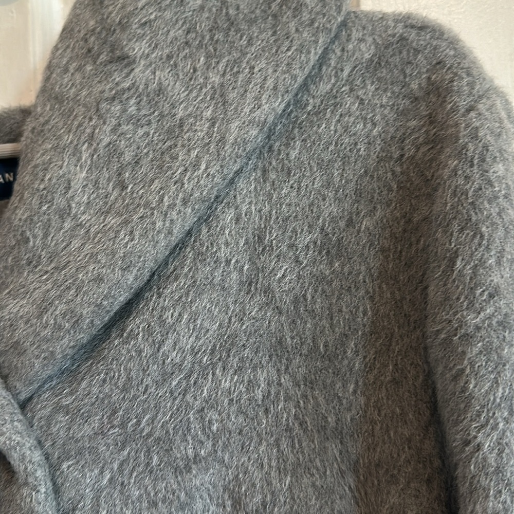 BB—Cole Haan jacket - Picture 5 of 15